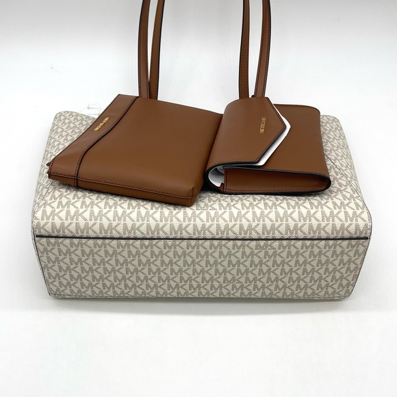 Michael Kors Large Charlotte 3 in 1 Tote Bag - Picture 6 of 14